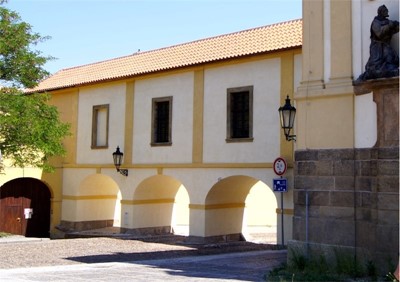 Baroque corridor – bridge is open for visitors